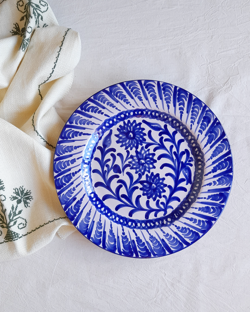 Girasol Fajalauza Plate in Blue — CASA PLETÓRICA — Handmade